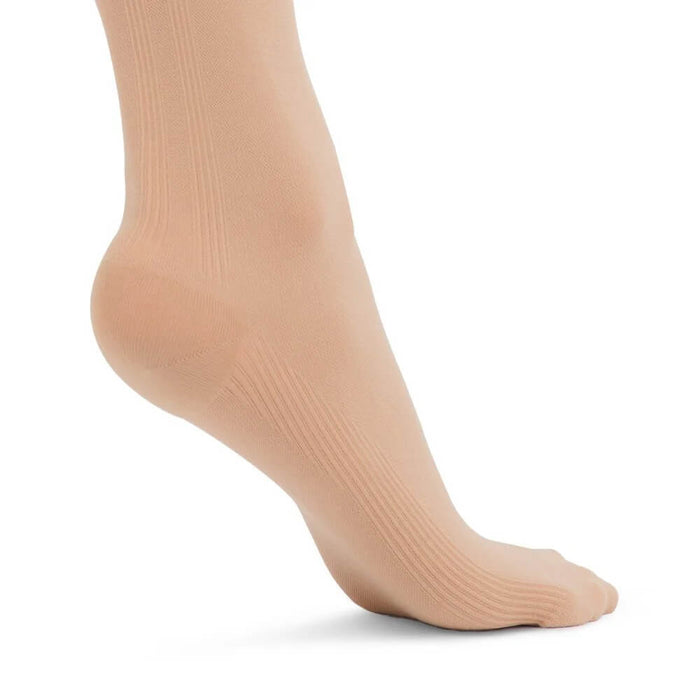 1020 | Moderate Compression Socks, Opaque, V-Line | FYTTO