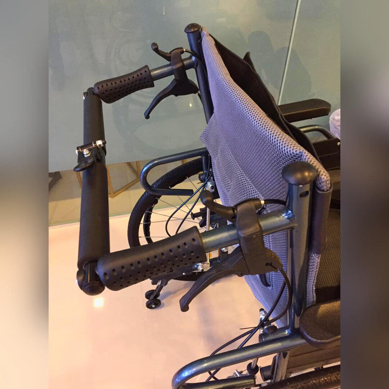 Easy-Light II Aluminium Recliner Wheelchair