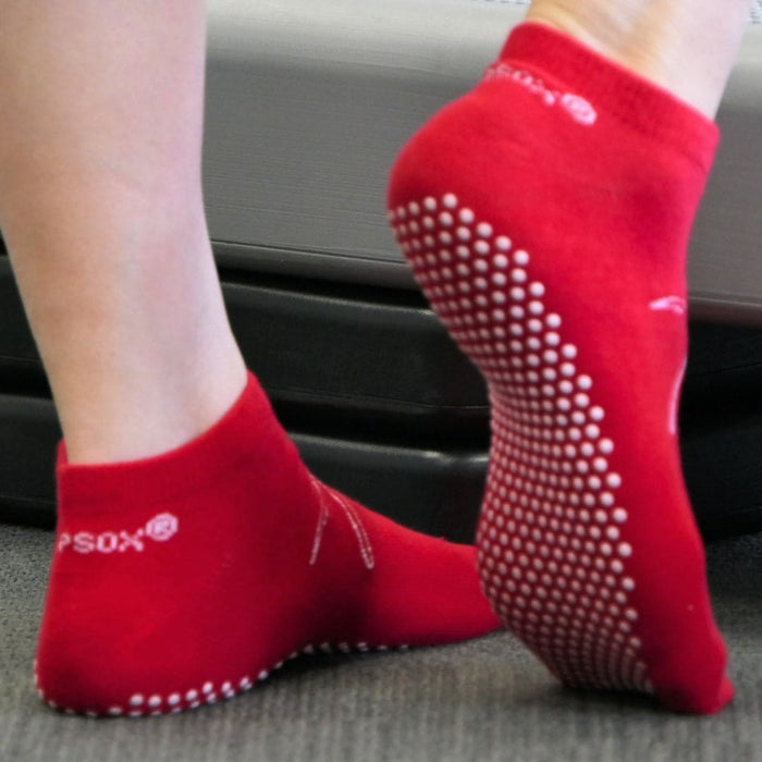 Stokin Keselamatan Anti Slip Merah Pendek | Gripsox