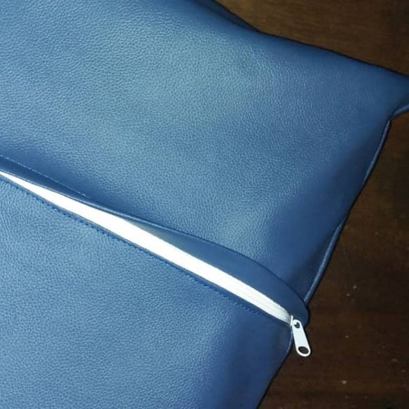 Waterproof Zippered PVC Pillowcase | iElder
