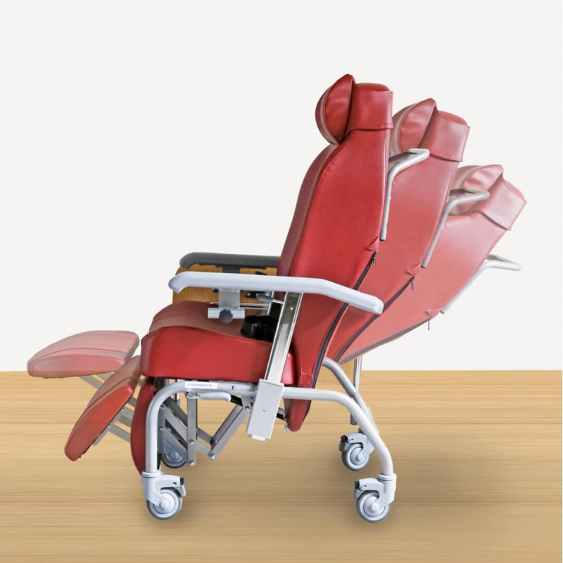 Normandie Geriatric Chair | Vermeiren (Red)
