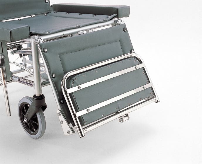 Reclining Wheelchair with Headrest RR60NB | Kawamura