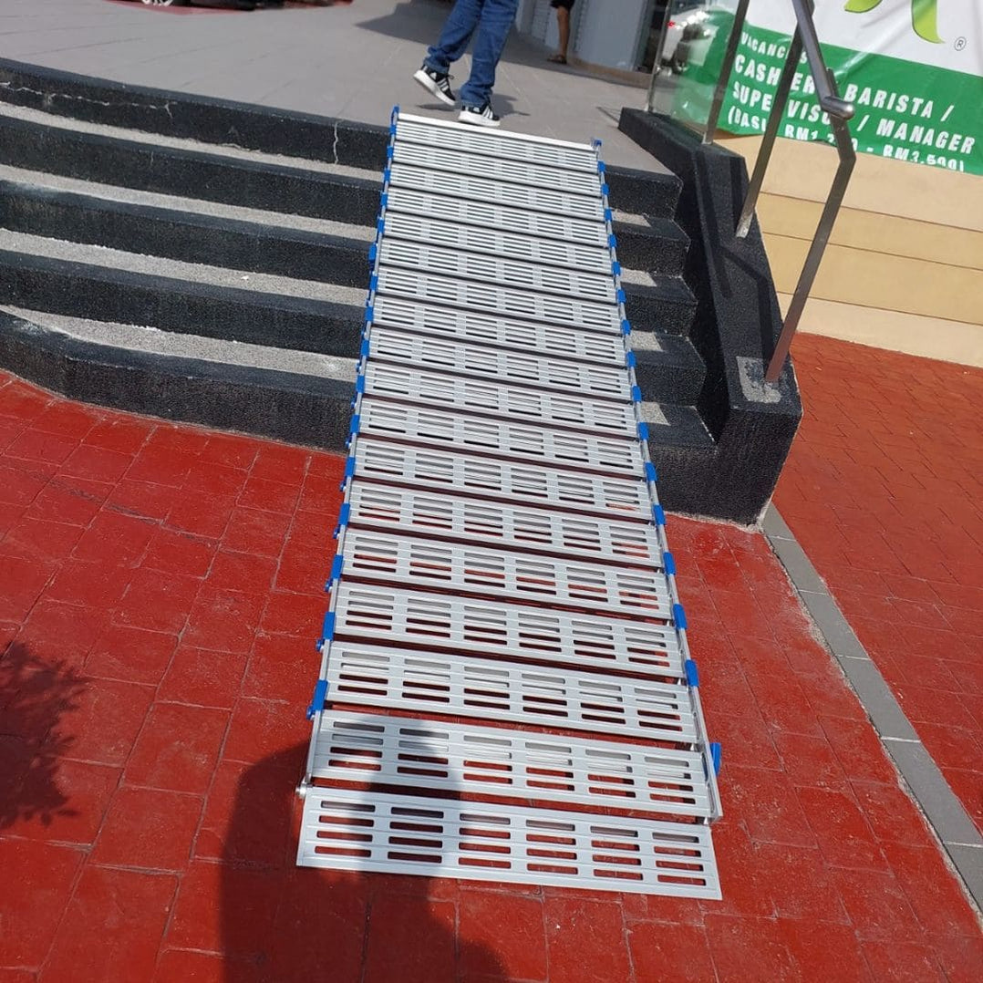 Portable Rollable Aluminium Ramp for Wheelchair — iElder.Asia (Asian ...