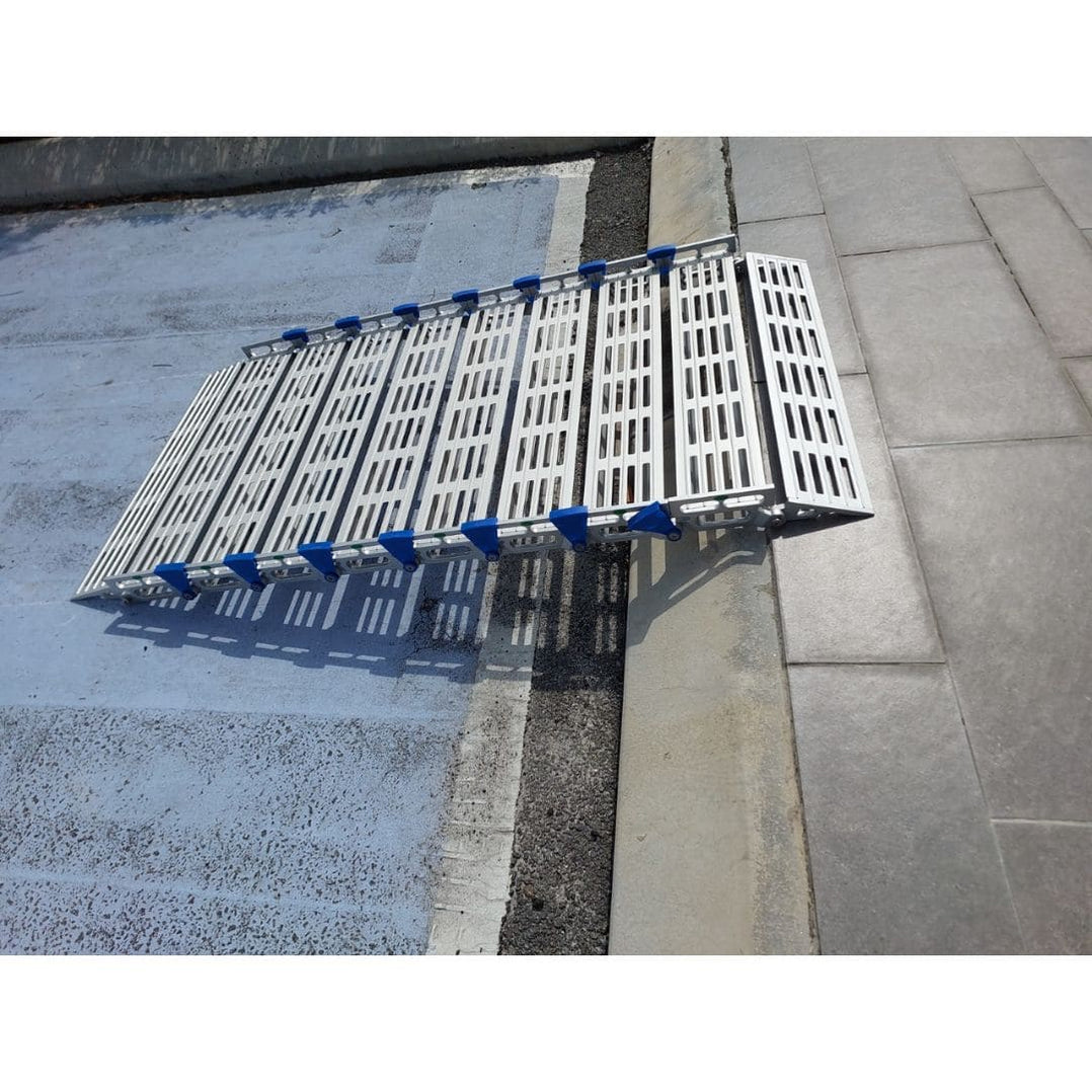 Portable Rollable Aluminium Ramp for Wheelchair — iElder.Asia (Asian ...